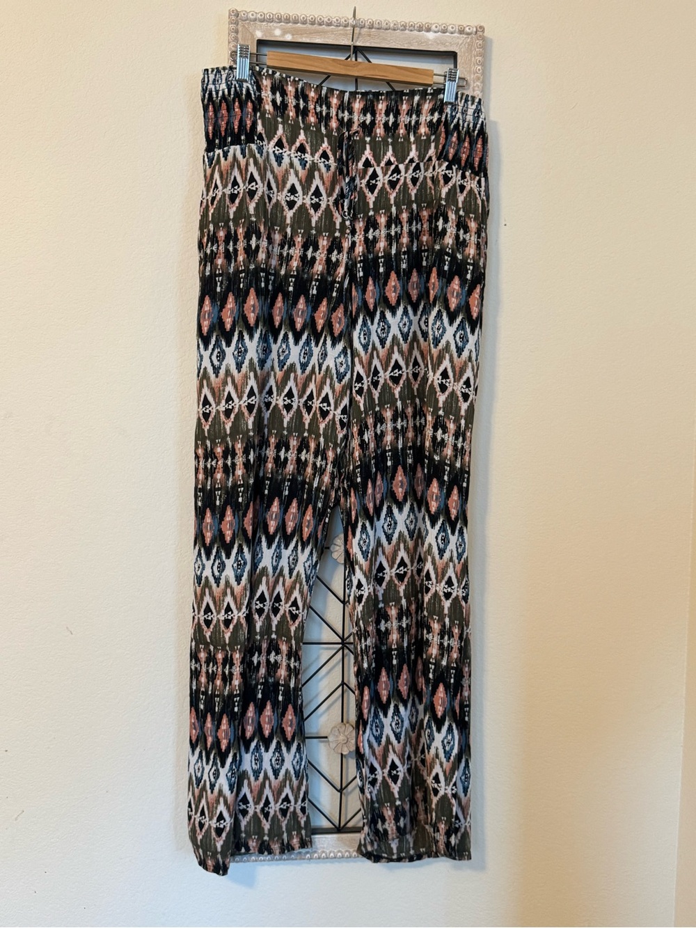 Boho Aztec Print Wide Leg Palazzo Pants - Picture 2 of 7